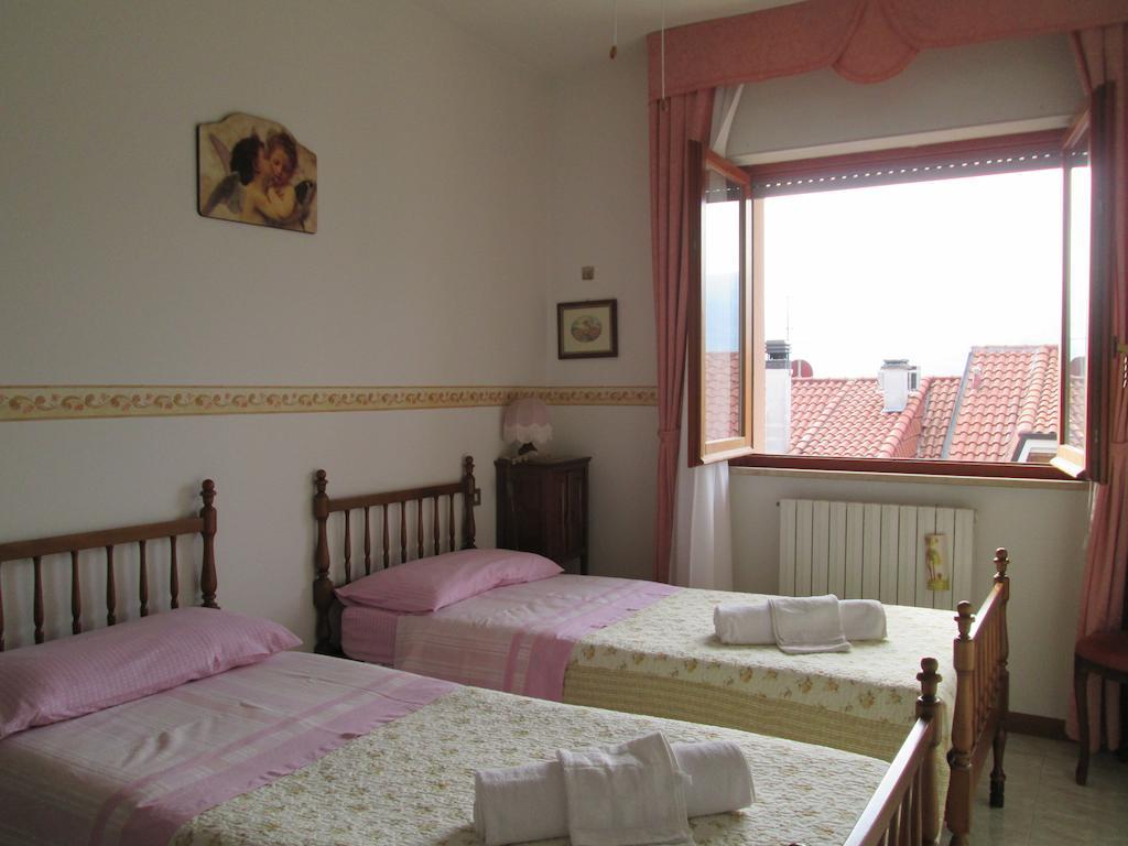 B&B Le Begonie Ascoli Piceno Pokój zdjęcie